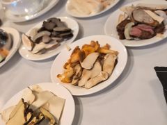 -天宜隆蘑菇宴火锅(石景山旗舰店)