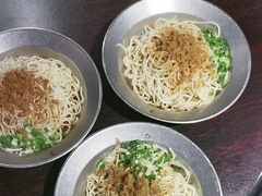 -巴厘龙虾·榜首油焖大虾(洞庭·艺术洋房店)