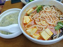 -云海肴·汽锅鸡·云南菜(天山百盛优客店)