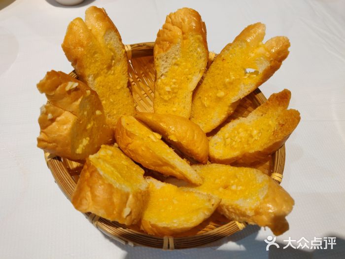 美越法式越南餐厅蒜香牛油法包片图片