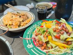 -超越炭火牛蛙火锅鸡(河东店)