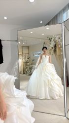 -台湾蔡美月婚纱租赁