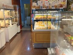 面包甜点陈列柜-皇冠 · 玛莉奥(丽江店)