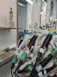 -茶发Salon·烫发染发理发