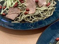 -韩海丽特色美食(秀州路店)