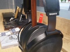 -Sony Store 索尼(上海淮海中路店)
