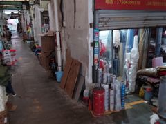 -利津路小商品批发市场