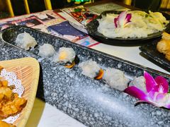 干贝咸蛋黄虾滑-哥老官重庆美蛙鱼头(松江地中海十八哥店)