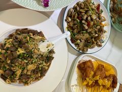-嗨辣小聚·盘锦河蟹·海鲜烧烤龙虾(盘锦十年好店)