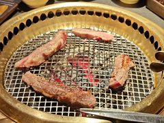 -铭牛烧肉·和牛海鲜自助(高新月牙湖店)