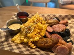 -More than cafe·置外咖啡