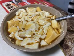 -渝嘴小老弟老火锅(华新村店)