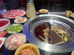 -唇辣号重庆老火锅(燕郊鑫乐汇店)