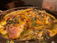 -聚鑫朋酸菜肥肠(文艺路口店)