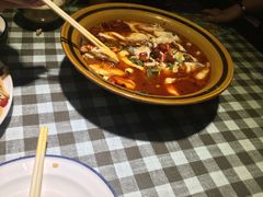 -川人百味·水煮活鱼(赛罕万达店)