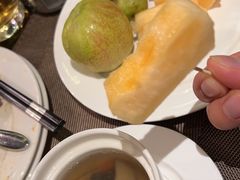 -大中华希尔顿酒店-念自助餐·嗨啤·小龙虾