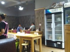 大堂-真真鲜馄饨店(启蒙路店)