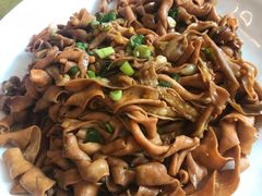 -正宗鸡饭粤香酒家(朱村店)