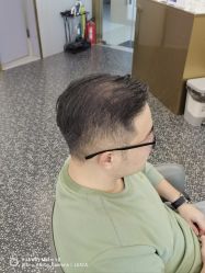-即型男士理发工作室