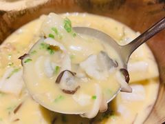 花胶石蟹黄鱼鲜菌汤-成隆行·蟹王府(九江路店)