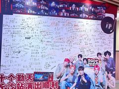 -季季红火锅(长沙步行街店)