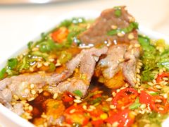 -牛沙暴潮汕牛肉火锅(章江南大道店)