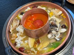 -菌自由丨野生菌火锅特色庭院餐厅(丽江古城店)