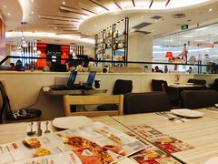 大堂-必胜客(世欧广场店)