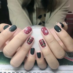 -Pink You美甲洗眉纹绣定制中心