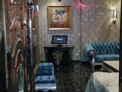 -音皇乐友汇量贩式KTV