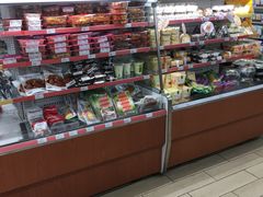 -全家便利店(莲花池东路店)