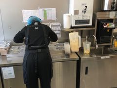 -沪上阿姨鲜果茶(岗头店)