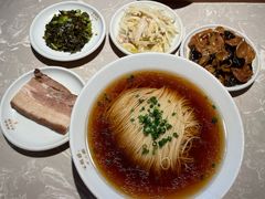 -松鹤面馆·古法焖肉面(观前店)