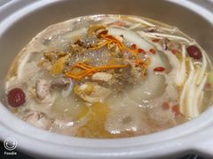 -三人行骨头王火锅(长寿店)