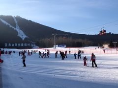-亚布力新体委滑雪场