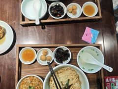 -蟹上黄·蟹黄面·江南糖水(人民广场店)