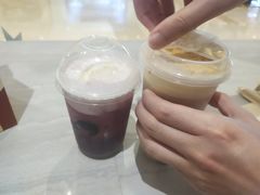 -喜茶(杭州滨江宝龙店)
