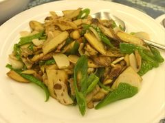 -瑞丰园庭院餐厅·白族传统家常菜
