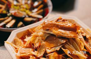 Torn Rice Crackers Stir-fry
