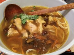 野山菌土鸡米线-云味馆·云南菜·云南米线(景田店)