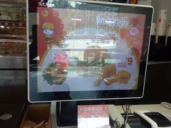 -华莱士·炸鸡汉堡(蜜欢购物店)