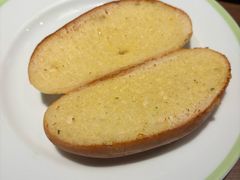 蒜香烤面包-萨莉亚(巴黎春天成山店)