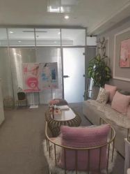 -YooMee优美智能科技美肤机构