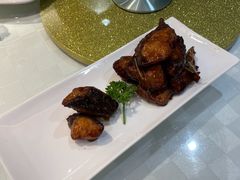 本帮熏鱼-光明邨大酒家(淮海路店)
