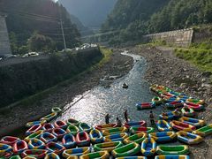 -仙人谷漂流景区