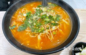 Miao-style Red Sour Soup Noodles