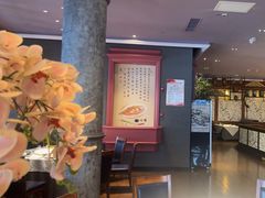 -八府香鸭·啫啫煲(华山路店)