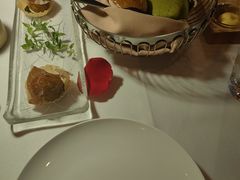 -Kathleen's Waitan 凯圣琳江景西餐厅(外滩店)