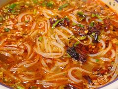 -云阿蛮云南生烫牛肉米线(奉贤路店)