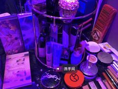 -TiKi餐厅酒吧